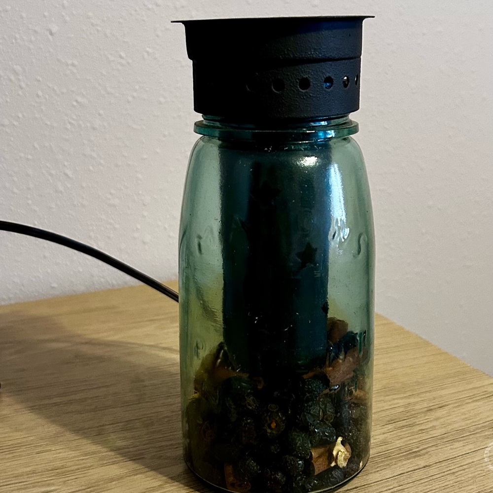 Mason jar wax warmer.
